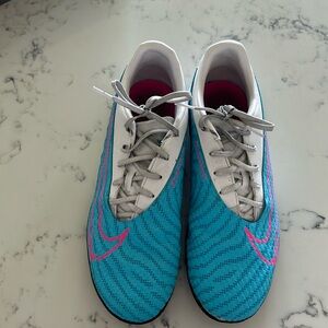 Men’s Indoor Soccer Shoes